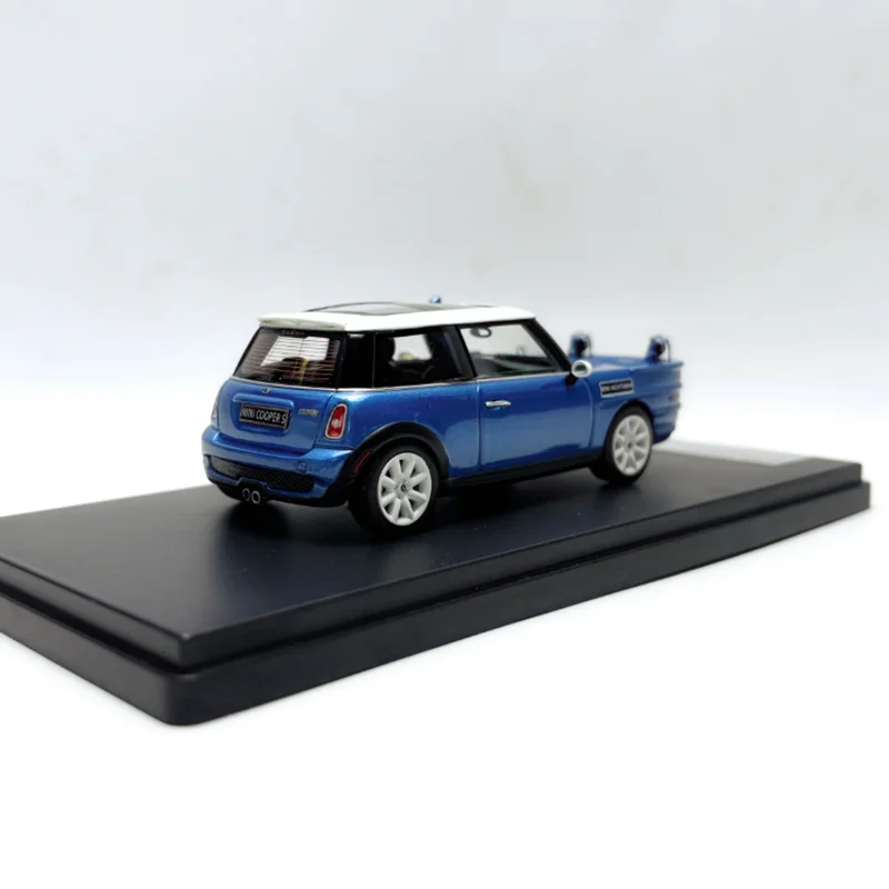 Premiumx 1:43 Scale MINI Cooper 2012 Resin Car Model Collection Decoration Boy Gift Toy Static Display