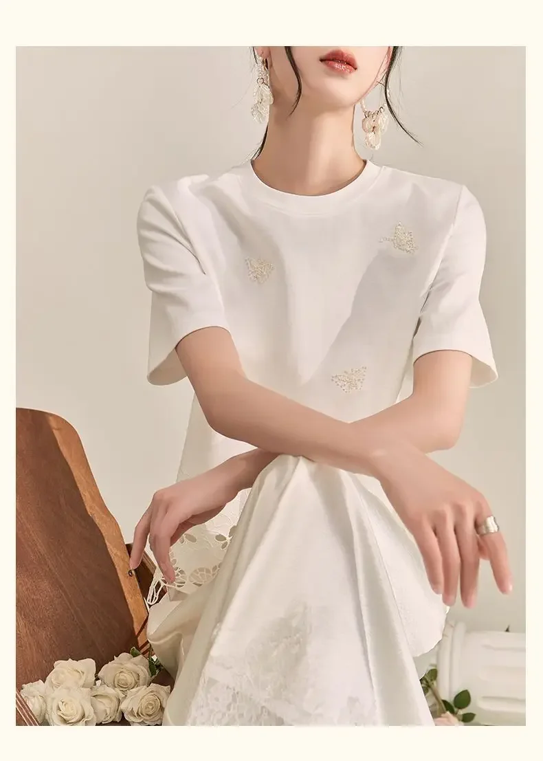 

New Fashion White Top Women Summer Luxury Hollow Out Embroidery Beading O-neck Short Sleeve Butterfly Patchwork T-shirt