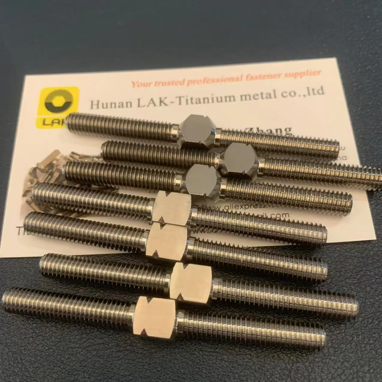 M6x70 مربع 8 مللي متر LAK-تيتانيوم مسدس توجيه RC وصلة ربط المقطورة قضيب مع الخيط الأيسر والأيمن Gr5