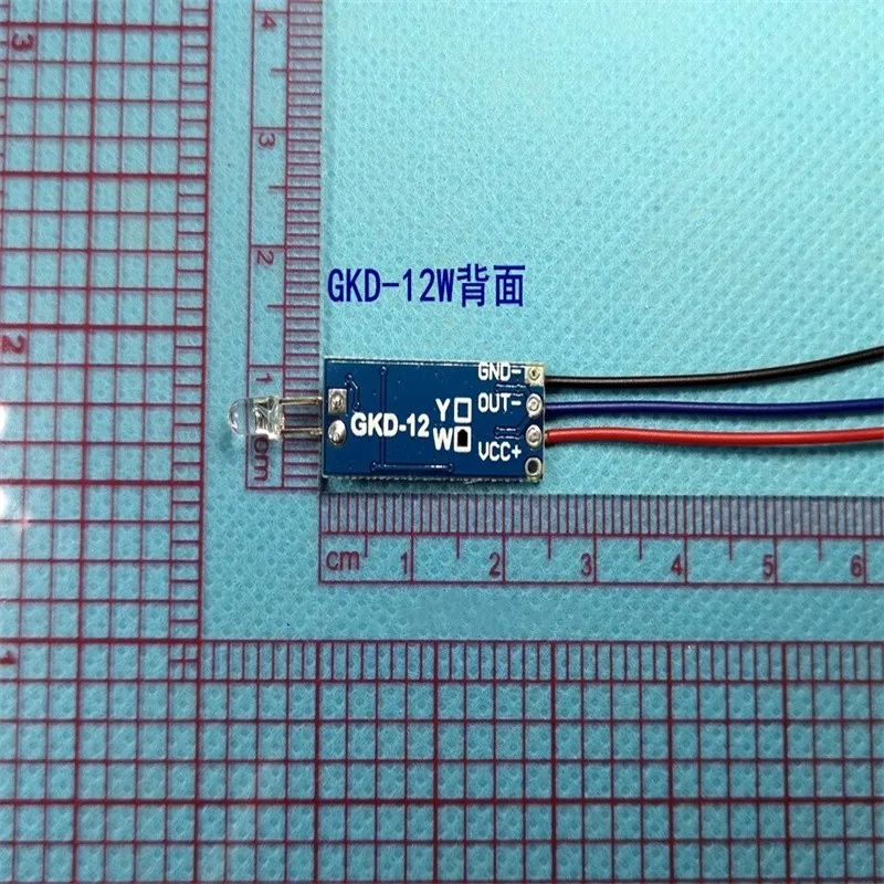 GKD-12W مفتاح تيار مستمر مصغر للتحكم في ضوء الطاقة منخفض للغاية 3V5V9V12V