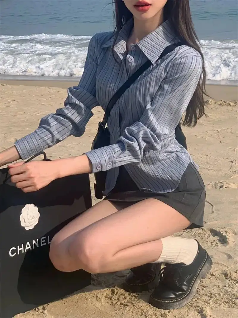 

Корейские полосатые рубашки с воротником-поло, женская новая рубашка на талии, утягивающий дизайн, универсальный топ, блузка с длинными рукавами