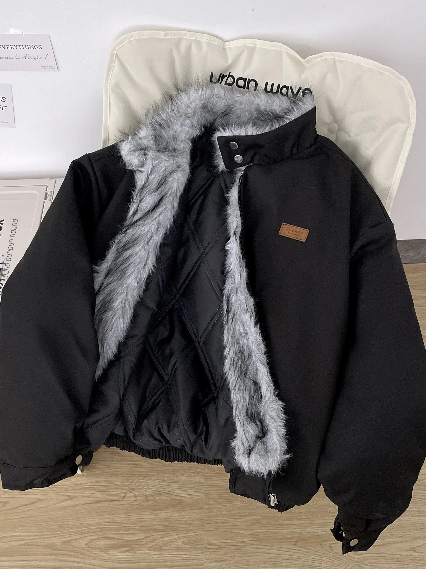 

Thickened Cotton Jacket Men's Stand Collar Retro Warm Sports Loose Cotton Coat Winter Fur Collar Youth Trendy American Style