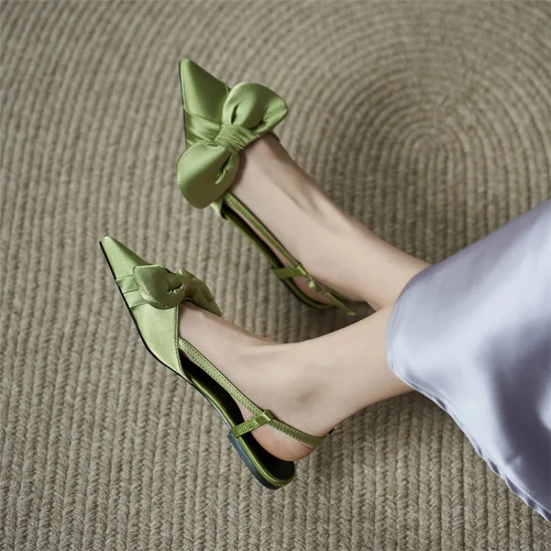 2023 Fashion Versatile Women\'s Shoes New Sandals Women Summer Sandals Pointed Bow One Word Flat Bottom Retro Breathable Sandals