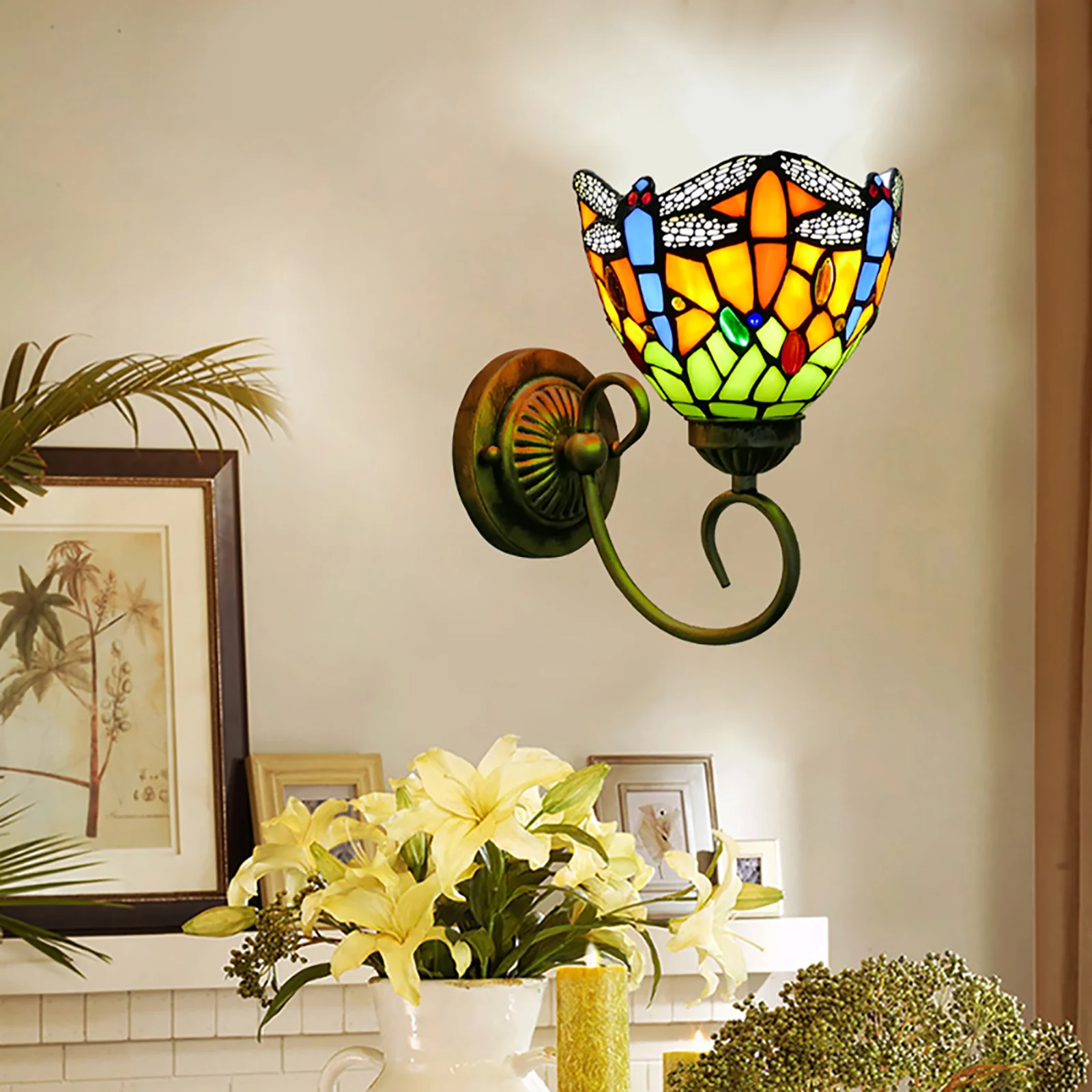 Vintage Tiffany Style Stained Glass Dragonfly Wall Sconce, 1 Light E27 Socket, Handcrafted Art Nouveau Decor for Home, Café, Bar