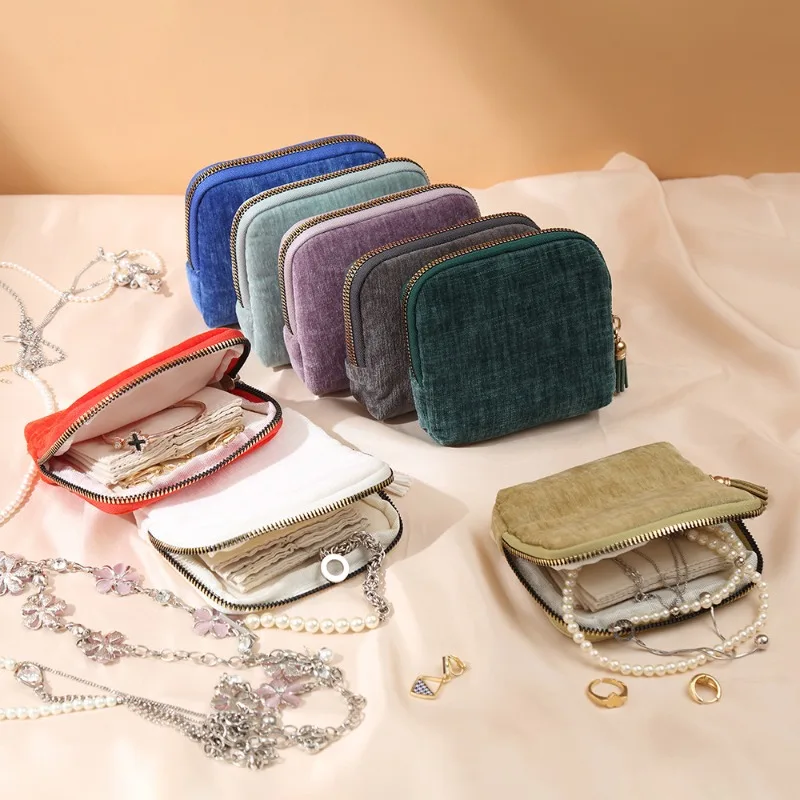 Thumbnail 4 - #40 Trending Pendant Bracelets Right Now