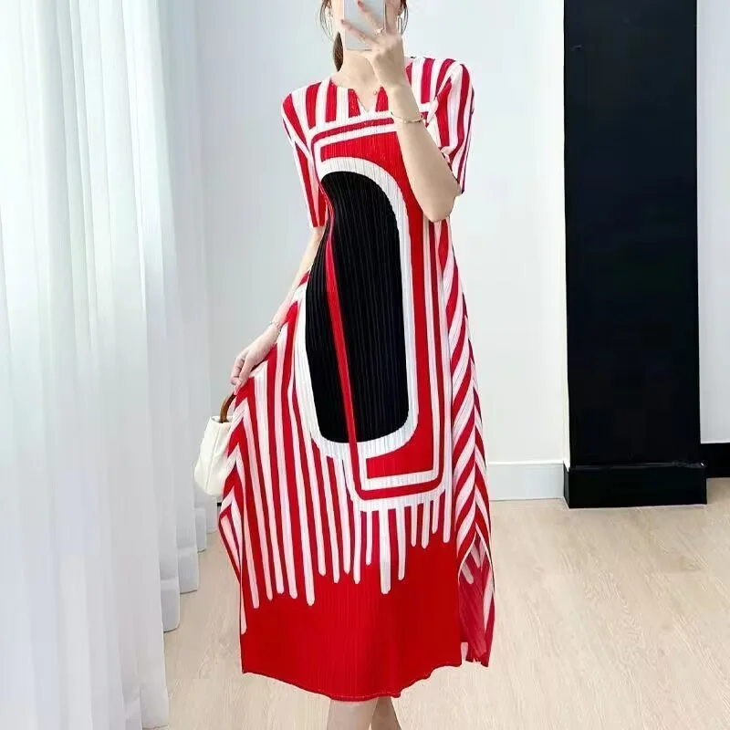 

Long Dresses Elegant Party Dresses Woman V-neck Short-Sleeved Summer new Fashion Casual Vertical Stripe Printed Pleated Dress