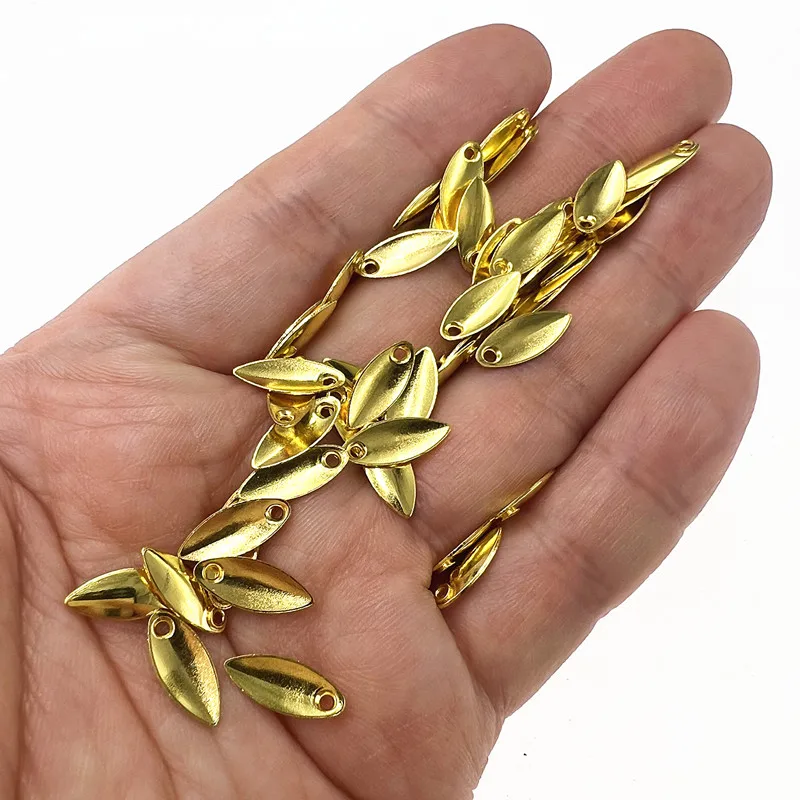 50pcs/lot Fishing Spinner Metal Spoon Bait Trout Frogs Vib Reflective Stainless Steel Sheet Noisy Spoons Lure Accessories