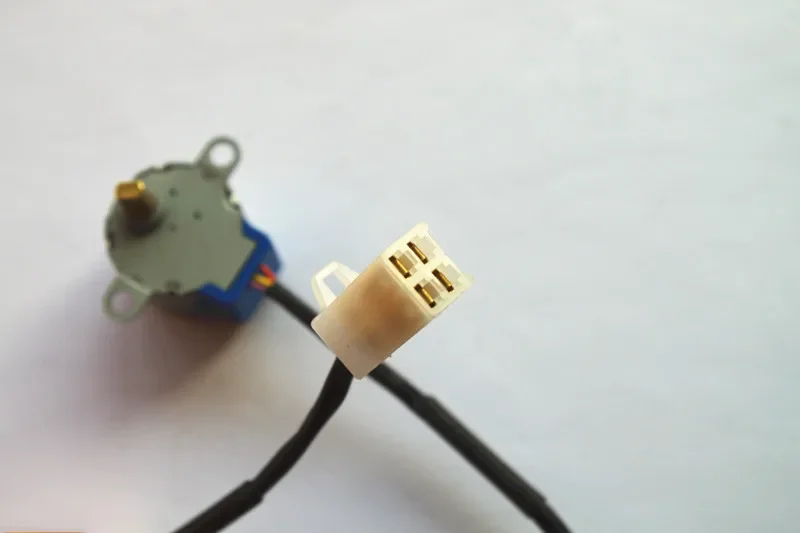 24BYJ48 8V DC motor paso a paso 4 fases 4 líneas extensor inversor generador aire acondicionado motor paso a paso piezas de carburador