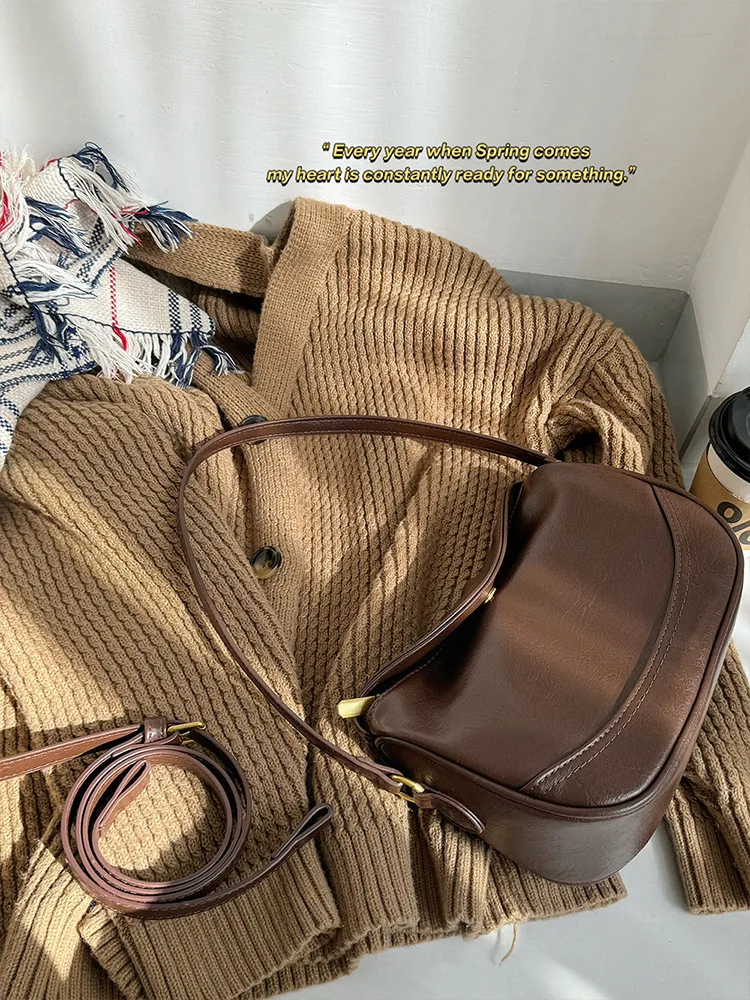 

Niche Designer Bag for Women, Brown Aesthetic Vintage Retro Shoulder Bag, Versatile Crescent Moon Crossbody Purse