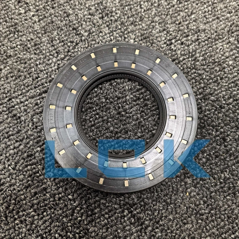 OEM 27107539262 IZB500030 Oil Seal for BMW F20 F21 F22 E90 E92 F31 F10 X3 X5 X6