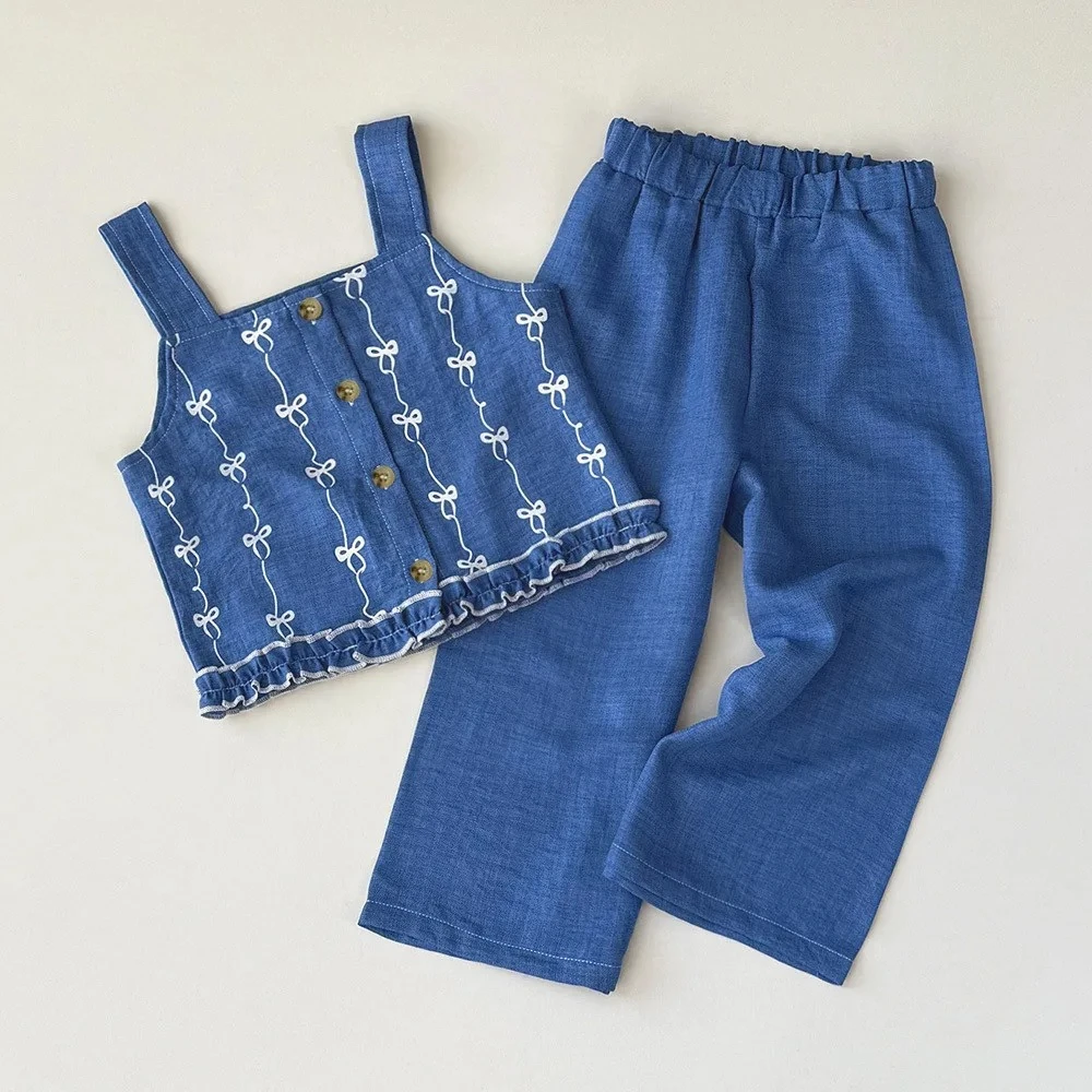 

Korean Version Fashion Summer Girls Suit Imitation Denim Bow Print Sleeveless Tops and Pants 2 Pcs Set Kids Clothes