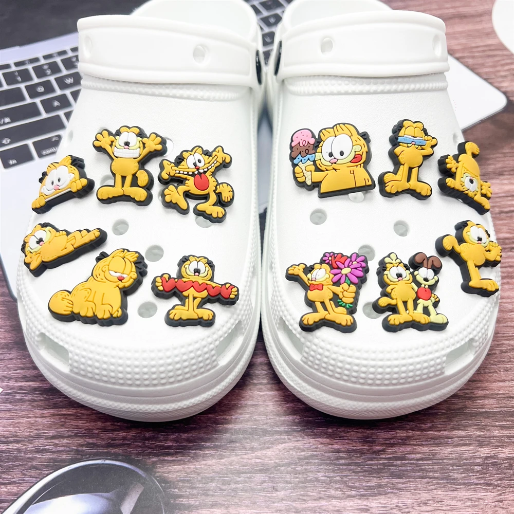 12-100pcs Potdemiel Cat Shoes Charms DIY Shoe Decoration Accessories Bubble Slides Clog Sandals Shoe Buckle Kids Party Gift