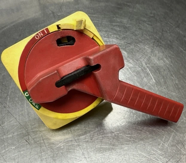 

Brand New 194R-HM4E Handle Operating For Disconnect 194RHM4E Fast delivery