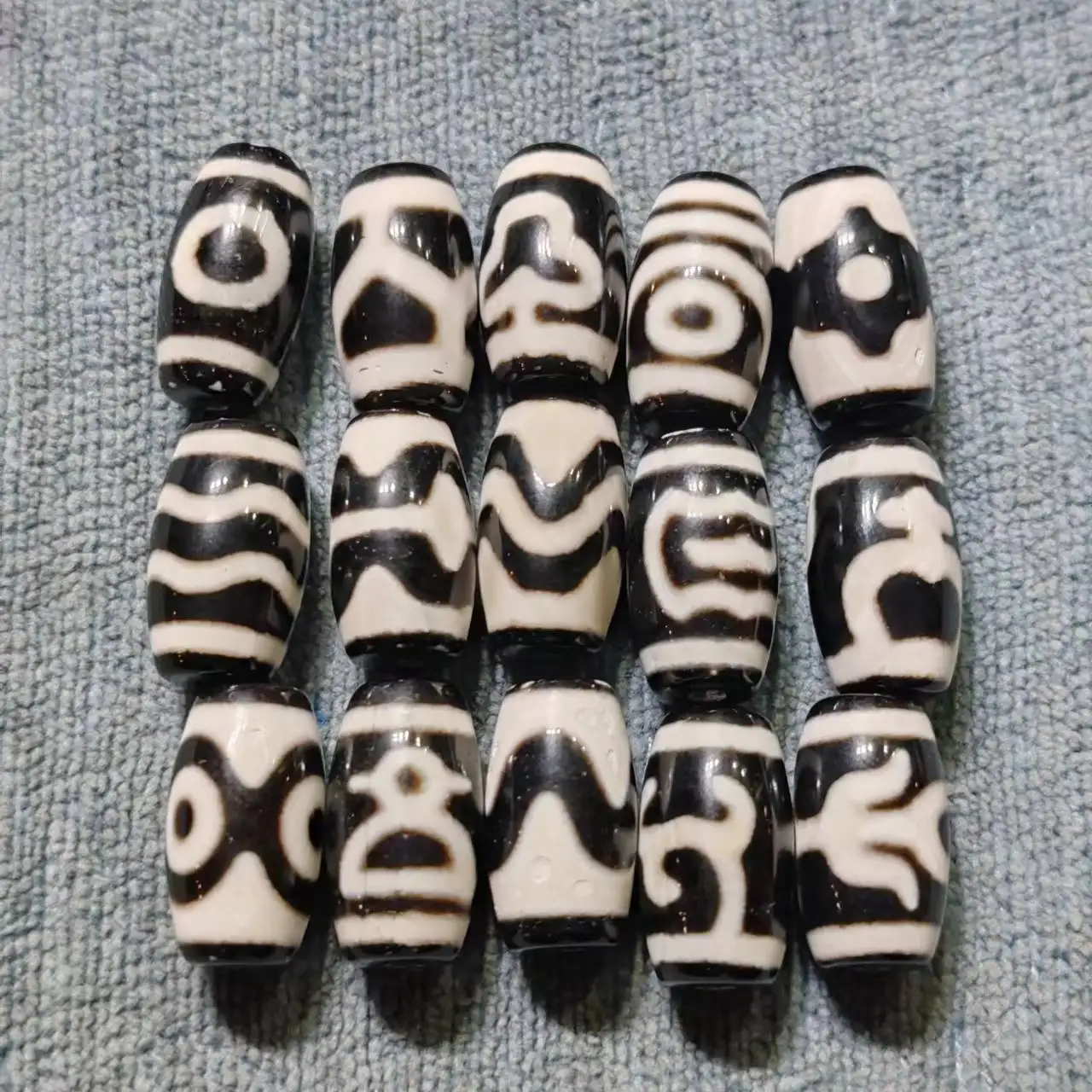 Special Offer: Tibetan Totems, Black And White Tiger Teeth, Turtle Shell, Heaven And Earth, Agate Beads, Necklace, Pendant, Diy