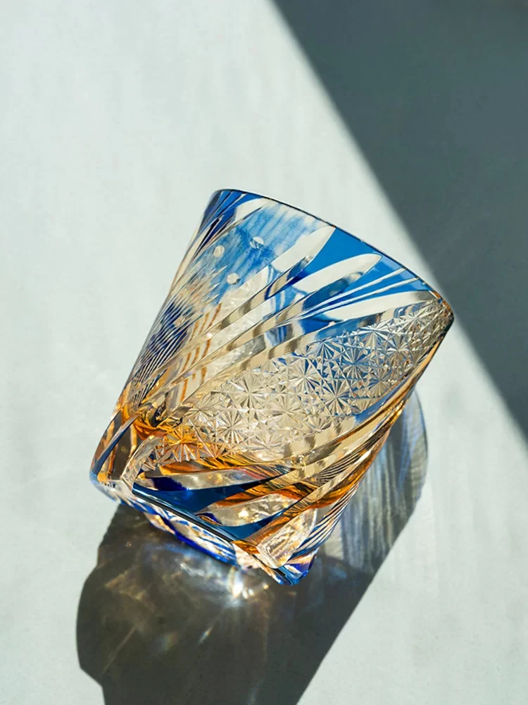 PYH Modern Light Luxury Advanced Sense Star Whiskey Glass Personalized Advanced Sense Foreign Wine Cup