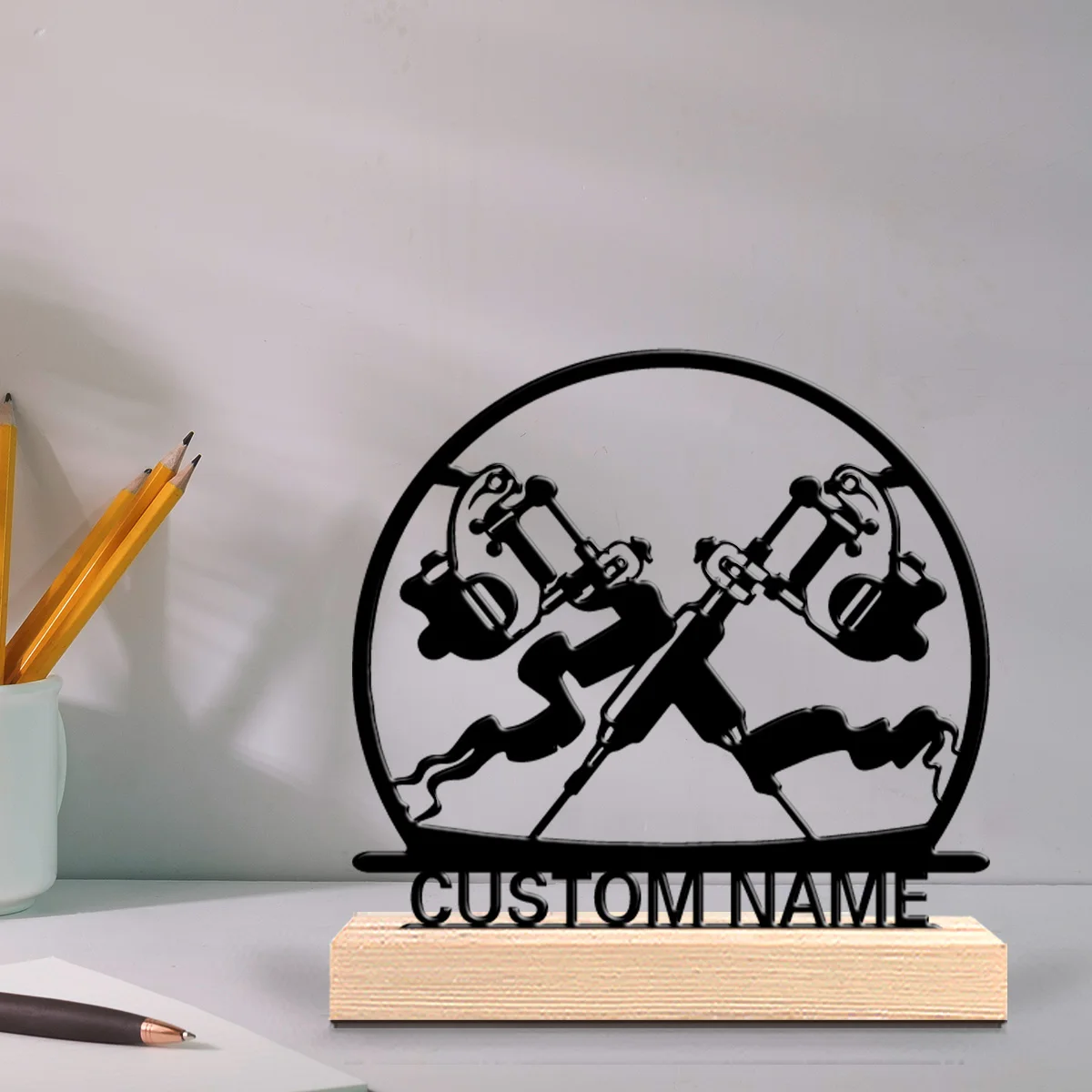 1pc Creative Compass Personalized Name Metal Statue Iron Ornament Art Crafts With Wood Base Tin Statue For Kids Gifts