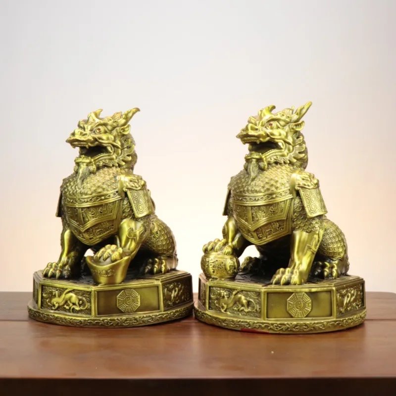Copper Ornaments, A Pair Of Kirin With The Eight Trigrams Holding Gold Ingots And Fortune Balls, Chinese-Style Crafts, Ope