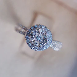 Huitan Elegant Lady Luxury Ring Bridal Wedding Band with Brilliant Zirconia Graceful Gorgeous Finger Accessories for Engagement