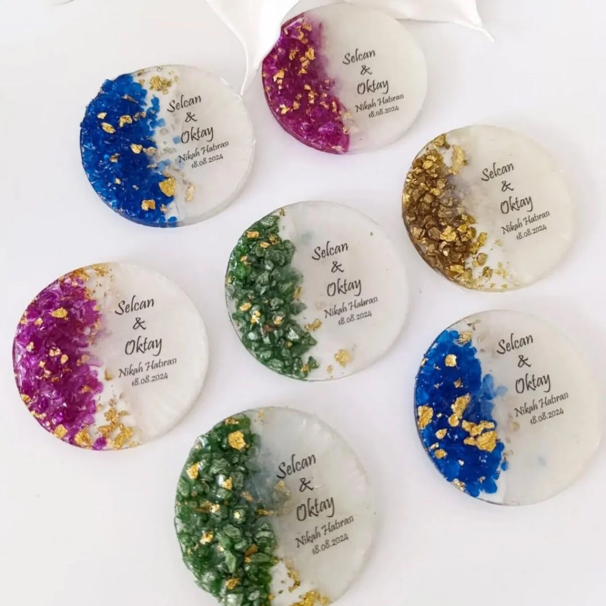 Custom  Crystal Embellished Epoxy Magnet, Wedding and Engagement Gift, Special Occasion and Guest Souvenir