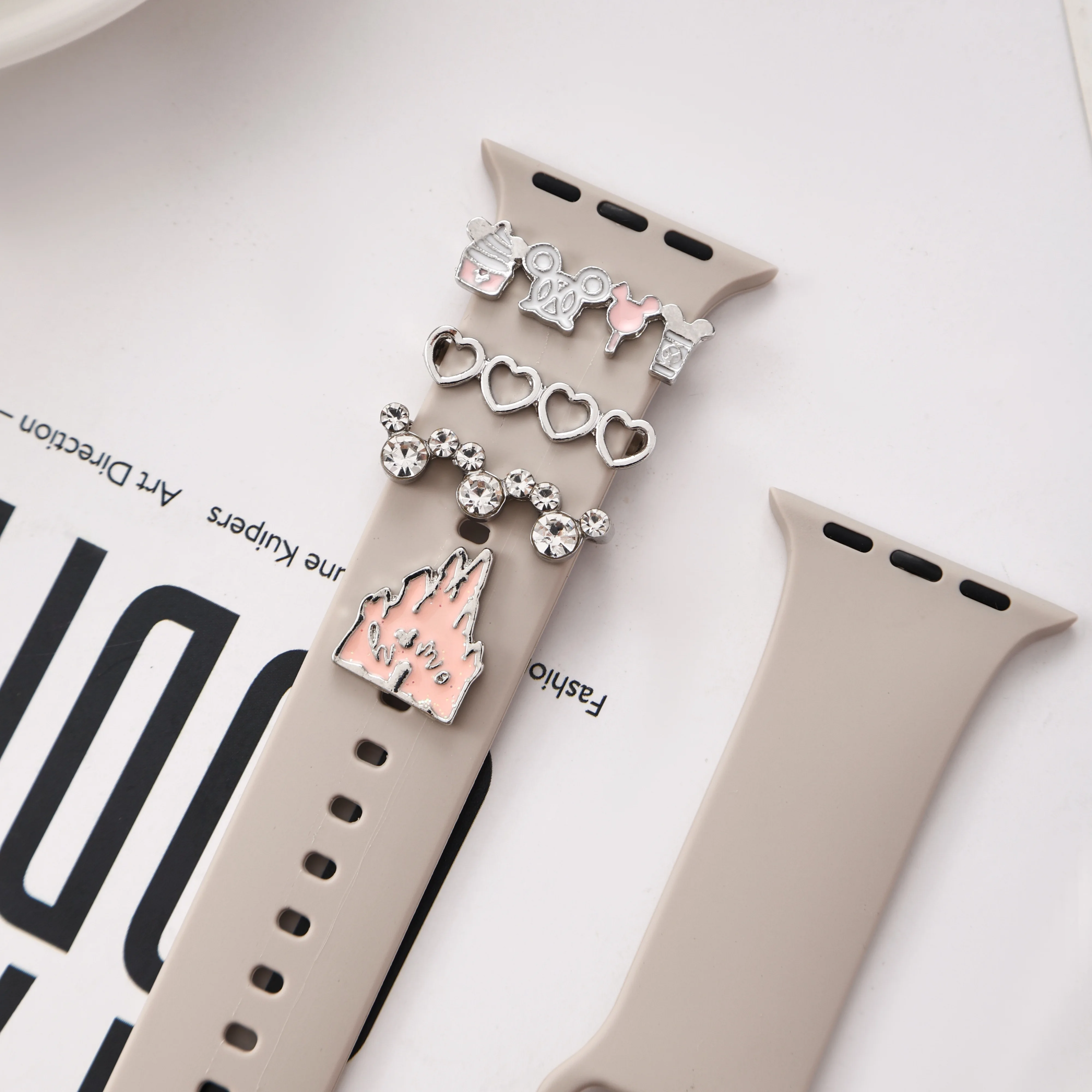 حلقة تزيين حزام الساعة الكرتونية لساعة أبل وزخرفة قلعة لساعة Iwatch وإكسسوارات المجوهرات هدية عيد الميلاد