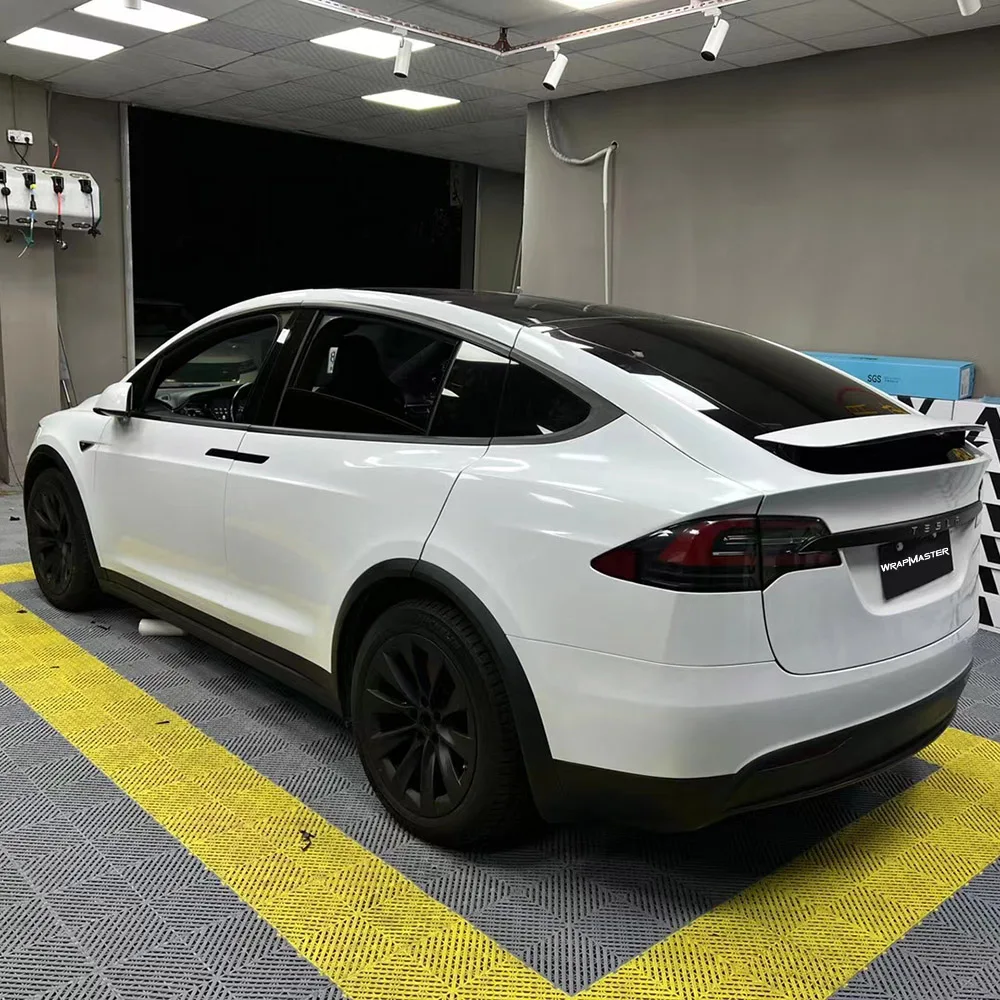 Glossy Sparkle White Auto Vinyl Car Wrap Stretchable Removable Premium PET Easy to Install Air Release 5x56ft