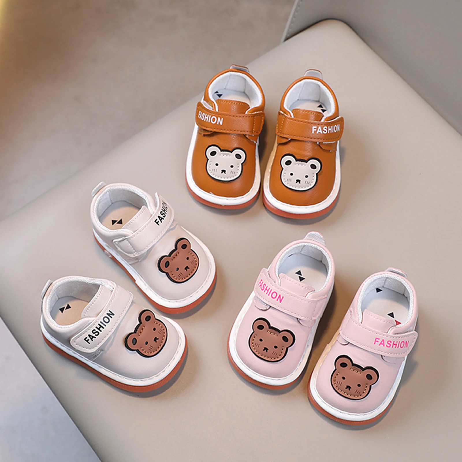 

Blotona Baby Boy Girl First Walking Shoes Cute Cartoon Bear Non-slip Soft Sole Squeaky Shoes for Spring Fall