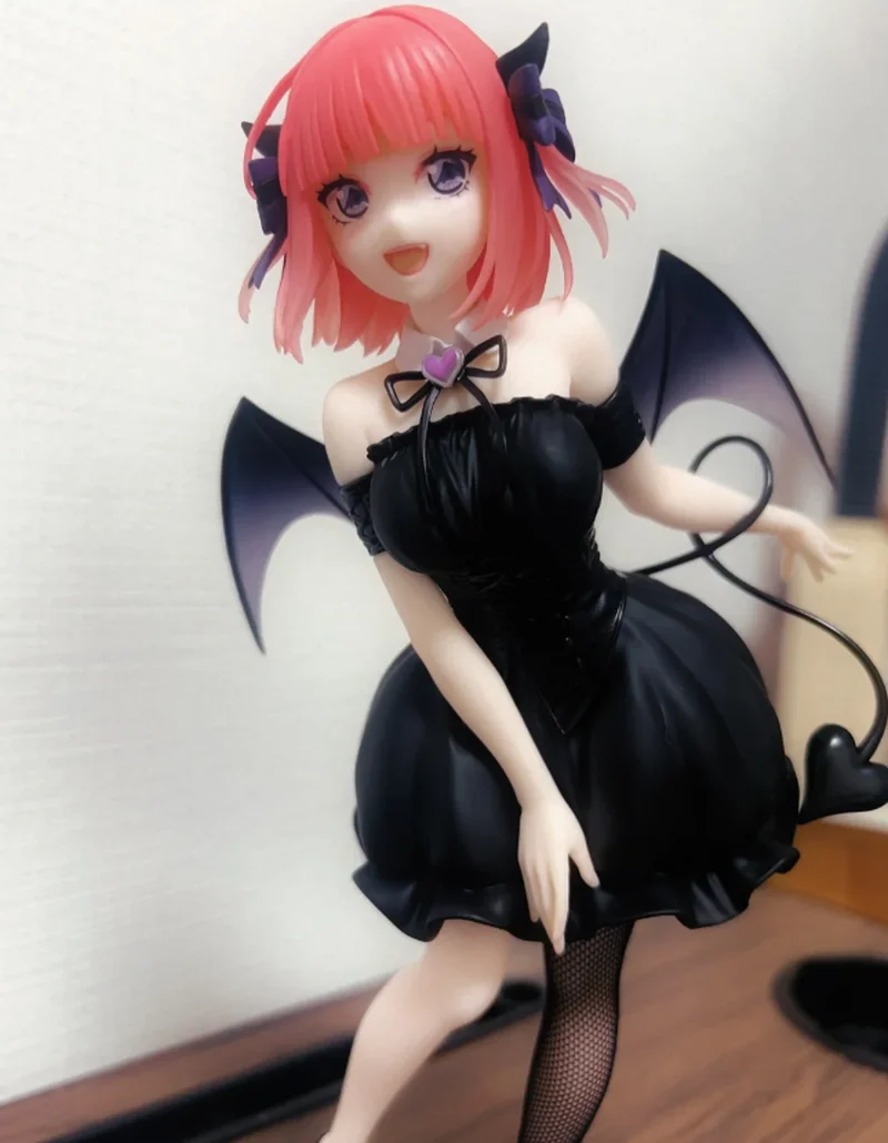 

Authentic in stock The Quintessential Quintuplets BiCute Dark Nakano Nino Figure Prize 24cm