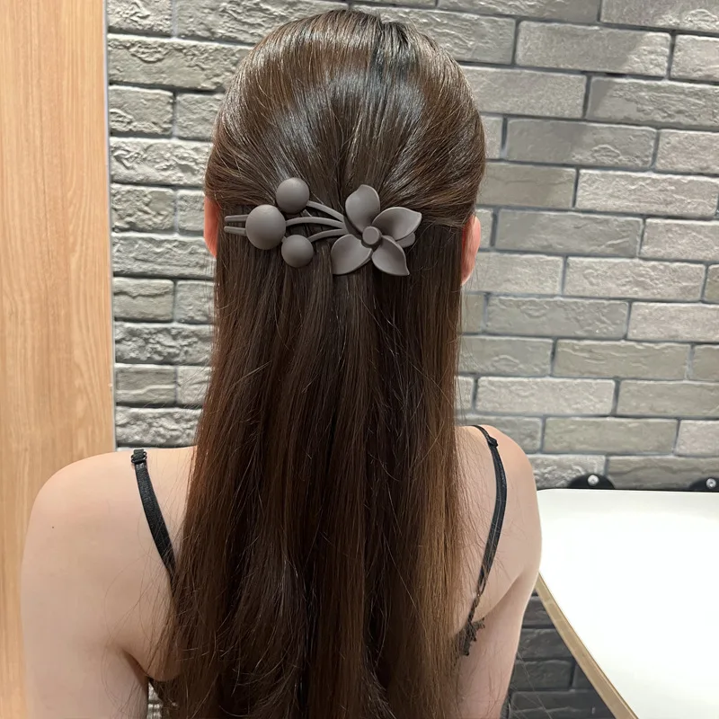 Fashion Flower Hair Clip Headdress Women Summer Hair Clips Back Head Spoon Coiled Hair Hairpin Large Duckbill Clip Ponytail Clip