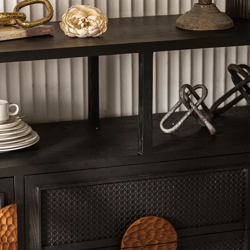 Średniowieczna szafka z litego drewna na werandę, przedpokój w pensjonacie, szafka boczna do jadalni, mała szafka do przechowywania w mieszkaniu.