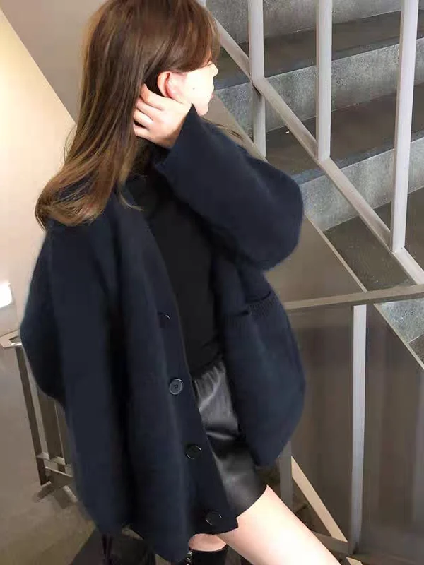 ゆったりとした女性のニットセーターコート冬フェイクミンクアウターウェアVネックロングスリーブ暖かい厚手カジュアルスリーブ春と秋