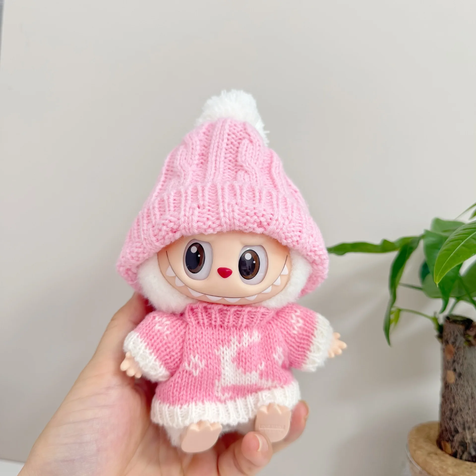 

Clothes For 15/17cm 1st to 3rd Gen LABUBU Christmas Pink-Blue Deer Sweater With Hat For New Year & Holiday Outfits