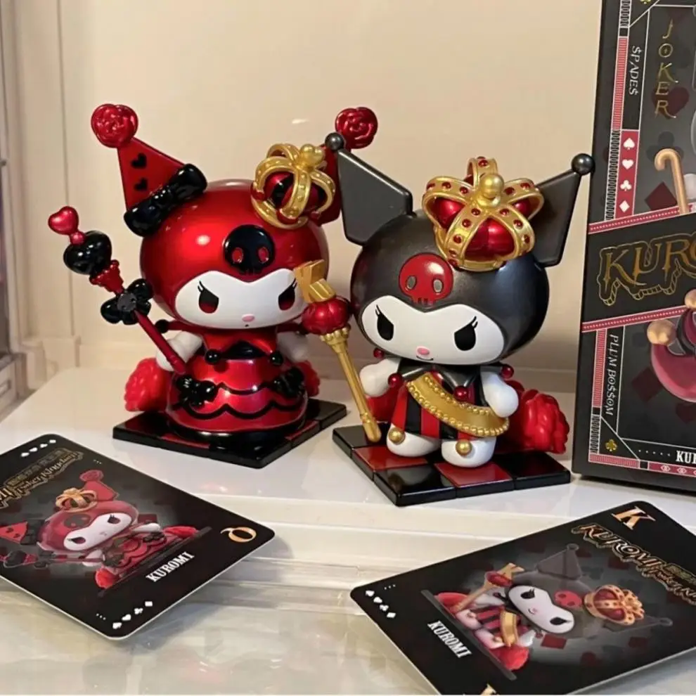 Nova sanrio kuromi poker reino caixa cega na moda portátil bonito dos desenhos animados ornamento de mesa boneca bonito presente aniversário da menina