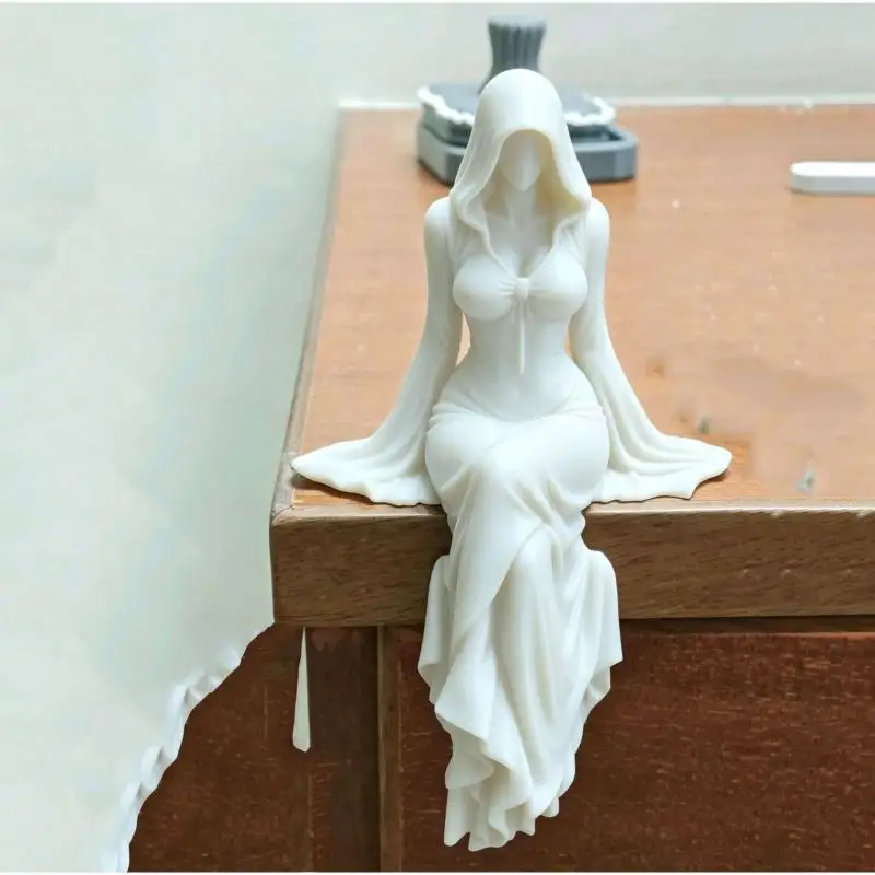 Gothic Lady Death Figurine Black Hooded Cloaked Woman Sitting Statue Dark Aesthetic Bookshelf Home Decor Halloween Gift