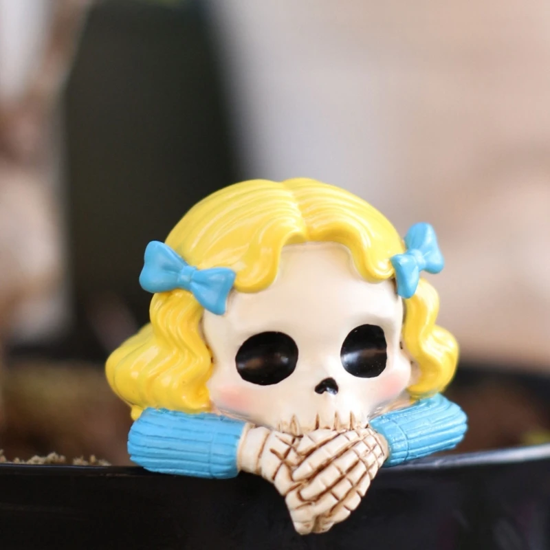  Mini Resin Skull Girl Pot Hanger Ornament for Plant Display, Shelf, and Desktop