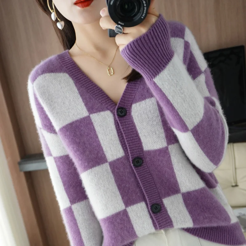 

100% pure wool cardigan women's autumn and winter new loose V-neck temperament knitted sweater long-sleeved base coat