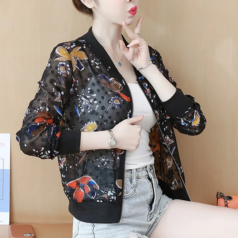 Summer New Outer Garment Female 2024 New Pattern Korean Loose Jackets Long Sleeve Blouse Sunscreen Clothing Women's Clothing