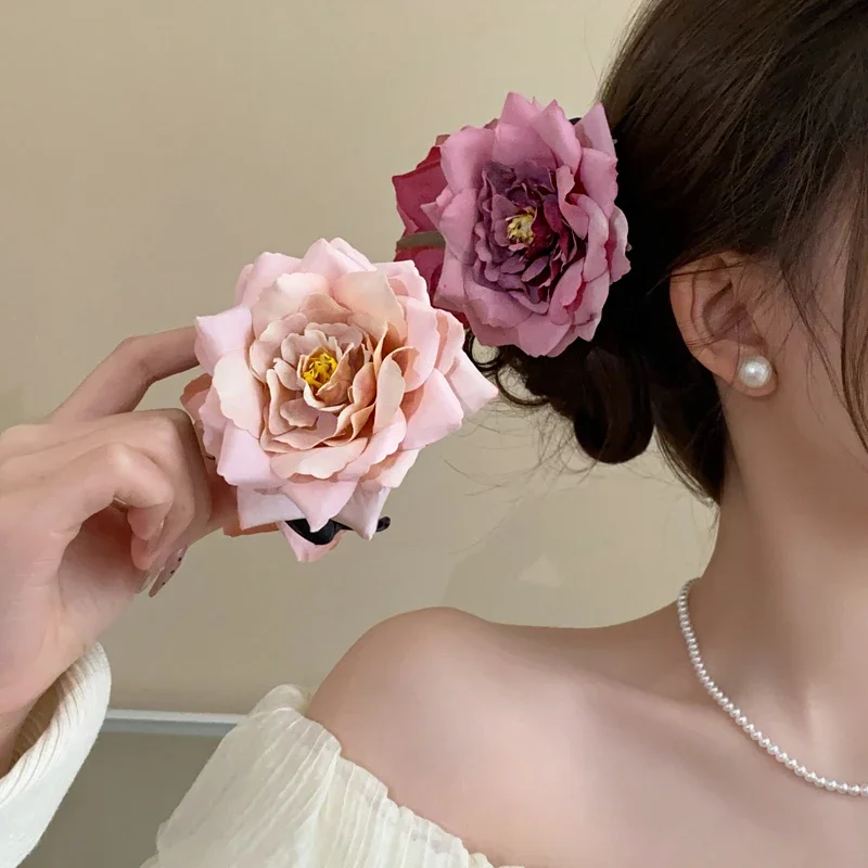 1/2 Pcs Gradient Colorful Dried Rose Flower Hair Claws for Women Vintage New Sweet Temperament Fashion Fairy Shark Clips Sets