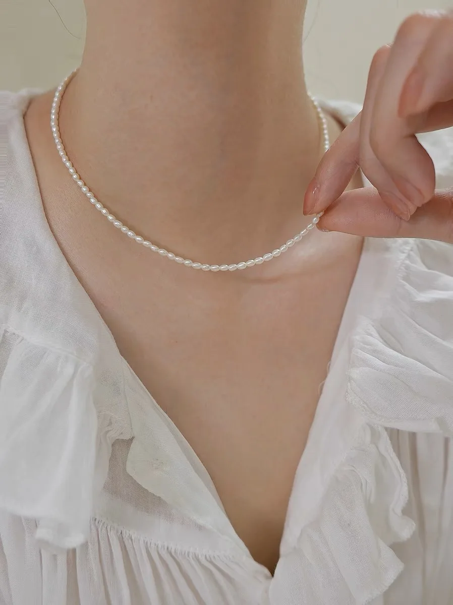 

Natural mini light pearl clavicle chain simple 14k gold necklace