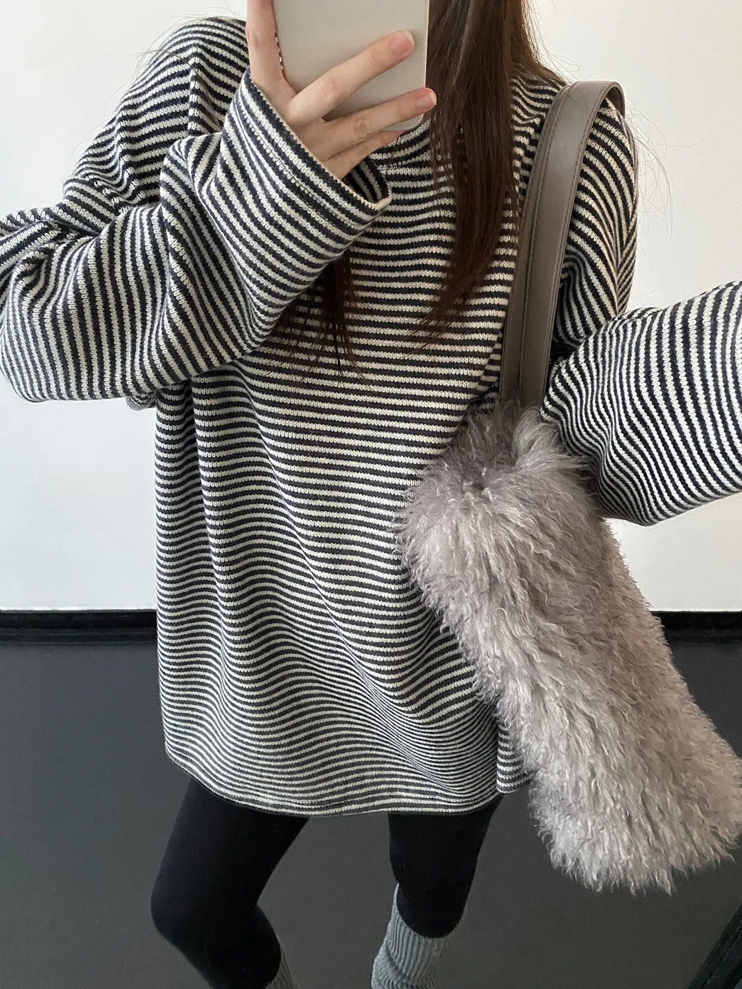 

SunYeo Thiened Knitwear Sle T-irt Korean Loose Fit Women's Long Sve Crew Ne Pullover Velvet Texture Striped Top