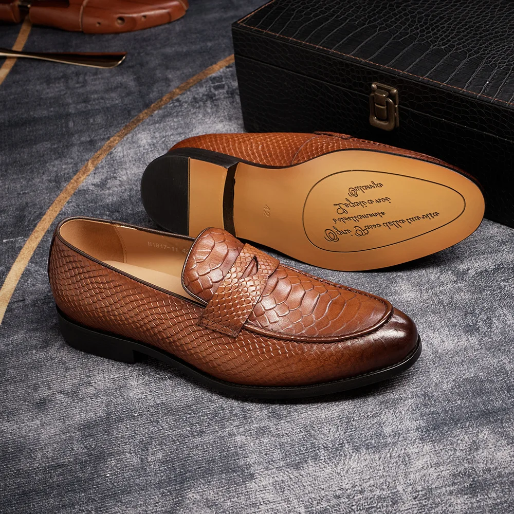 

High-end Gentleman Loafers Genuine Leather Shoes Men Wedding Formal Shoes Business Men Flat Shoes Breathable Moccasins