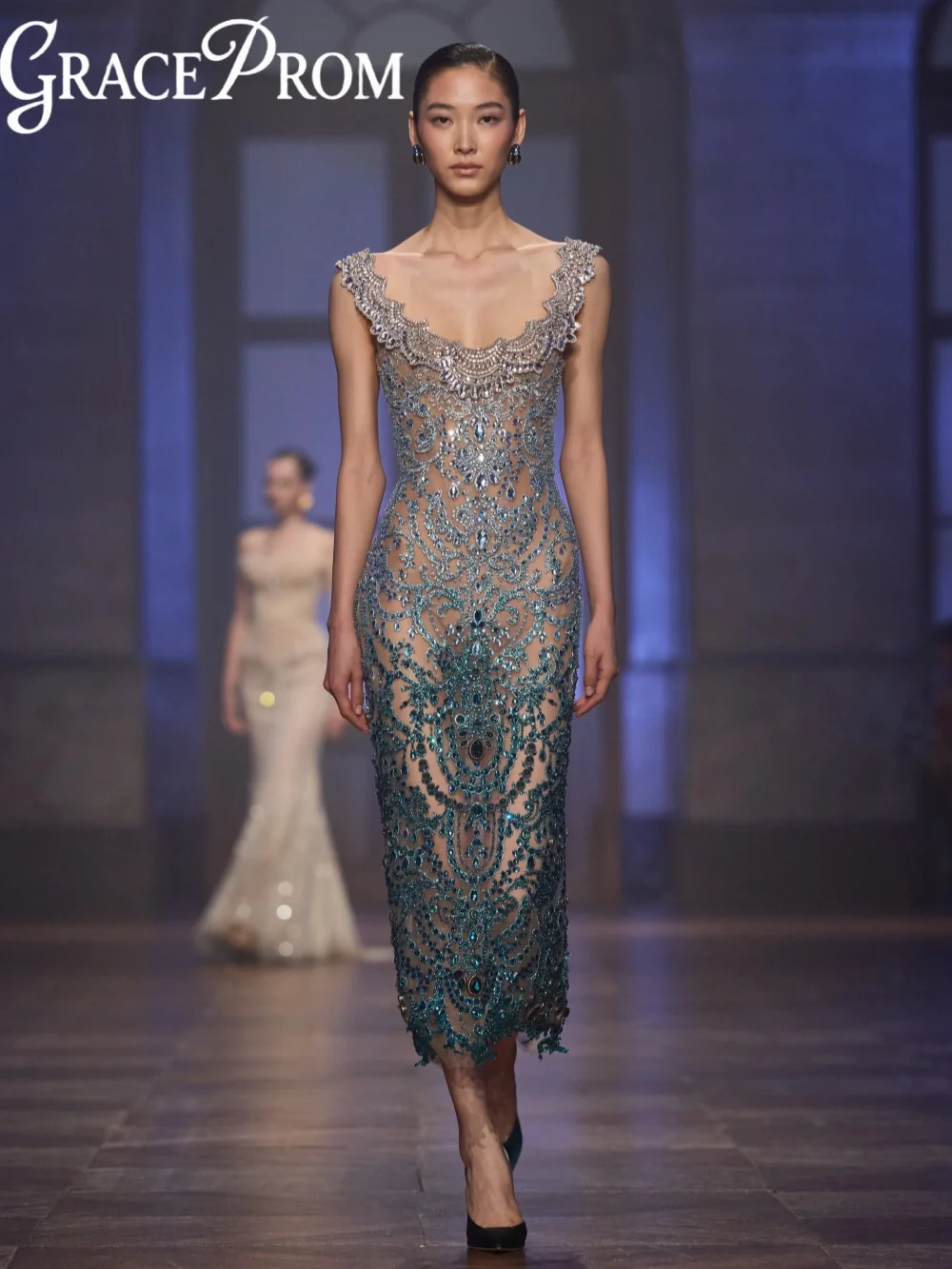 Turquoise Delicate Embroidery Evening Dress Gradient Beads Crystal Red Carpet Gowns Customized Elegant Straight Banquet Gowns
