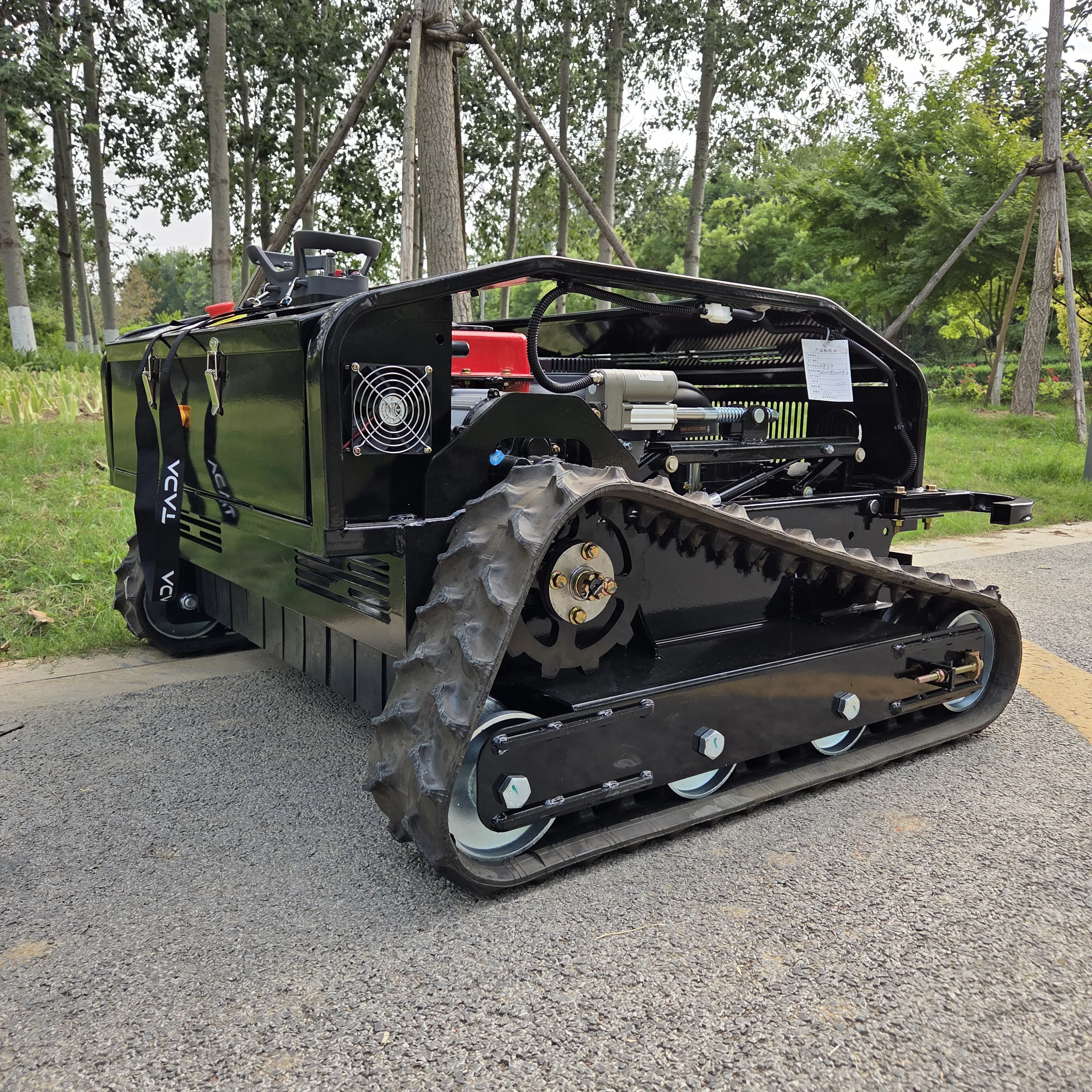 Hot Sale Worldwide! Remote Control Lawn Mower 3800㎡/h High Efficiency Mowing CE Certification Euro 5/EPA Customizable