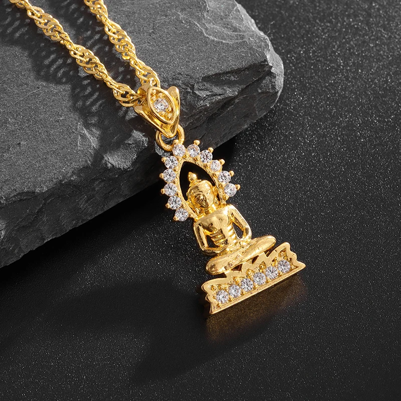 Buddhist Gautama Buddha Pendant Inlaid with Exquisite Zircon Buddha Statue Necklace for Men and Women Religious Amulet Jewelry