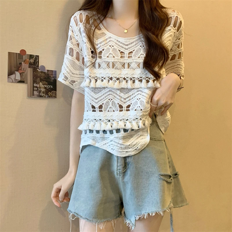 Boring Honey New Summer Design Irregular Short-Sleeved T-Shirt  Crochet Openwork Lace Blouse Women Wear Blouses With Tassels Top