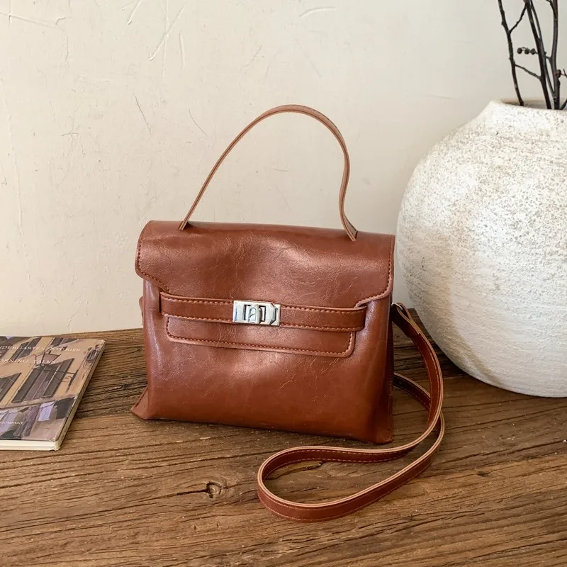 

Famous Designer Genuine Leather Messenger Bag for Women, Popular Classic Shoulder Bag Crossbody Bag Elegant
