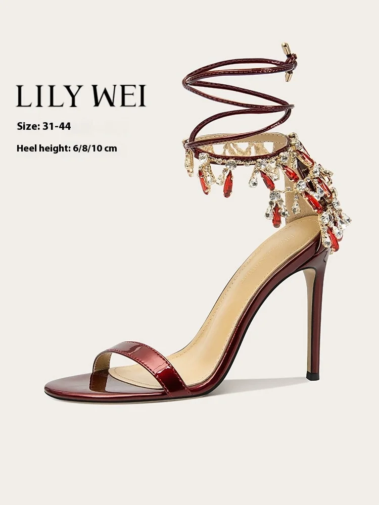 

Тонкие босоножки на высоком каблуке, новые летние туфли с лаковым поясом, сумка со стразами, босоножки с ремешком на каблуке, банкетная женская обувь большого размера, маленького размера