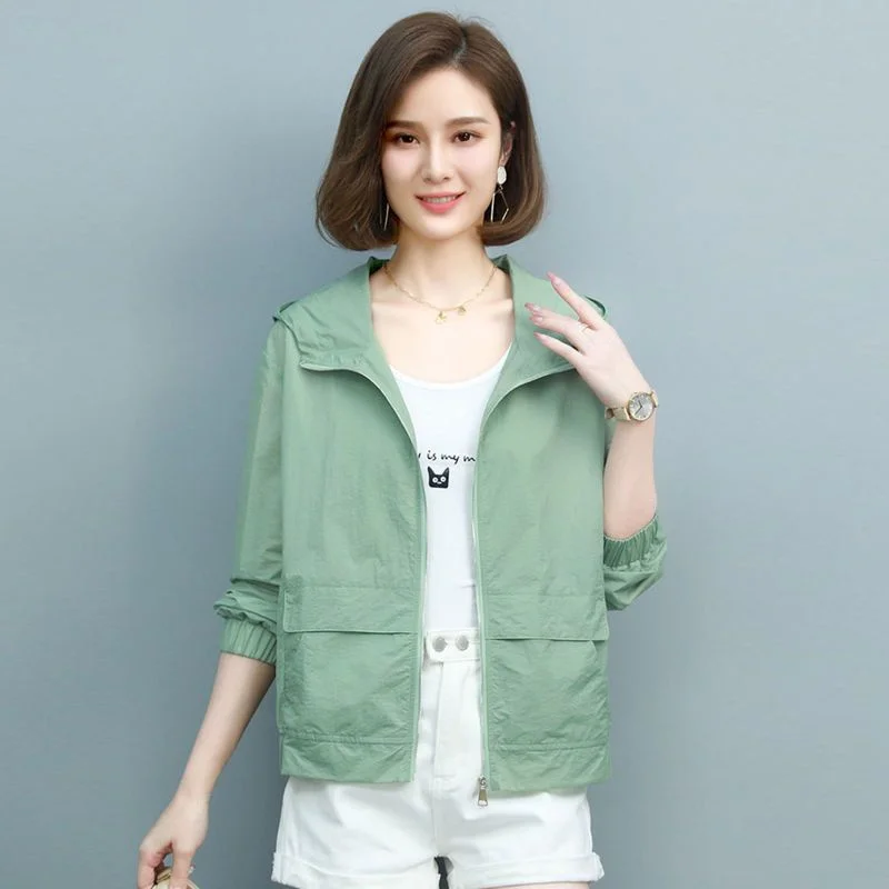 Sunscreen Jacket Women's Summer New Middle-Aged Mother Sports Thin Outwear Fashion Breathable Sun-Protective Clothing Coat
