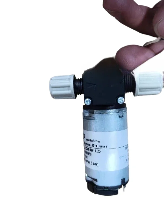 

Импортный немецкий мембранный насос KNF 24 В air pum p 600 кПа, водный насос