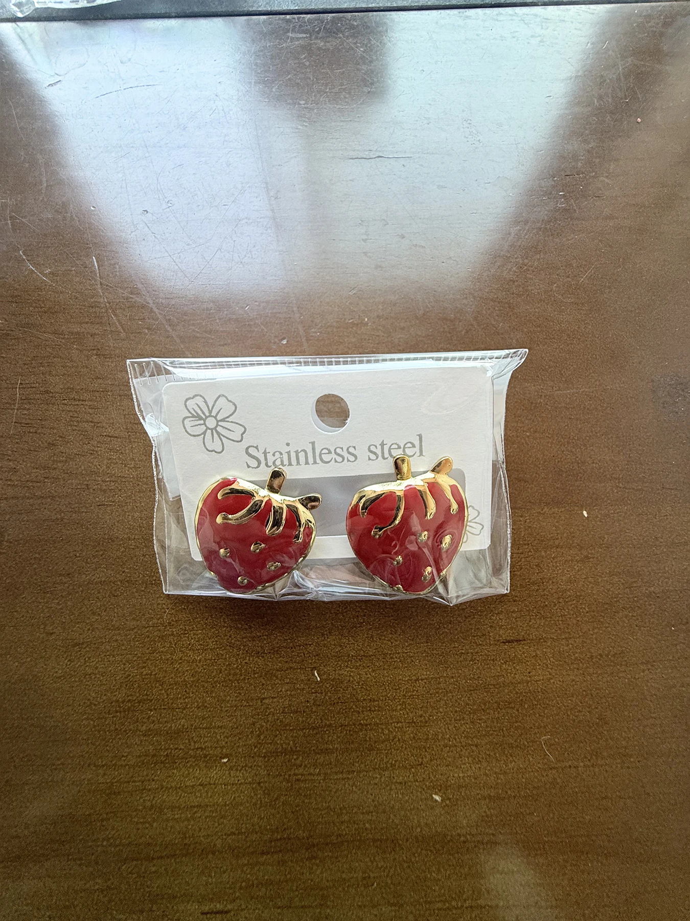 

Cute Strawberry Oil Stud Earrings, Fashionable Delicate Small High-End Stainless Steel Jewelry, Casual Style All Seasons