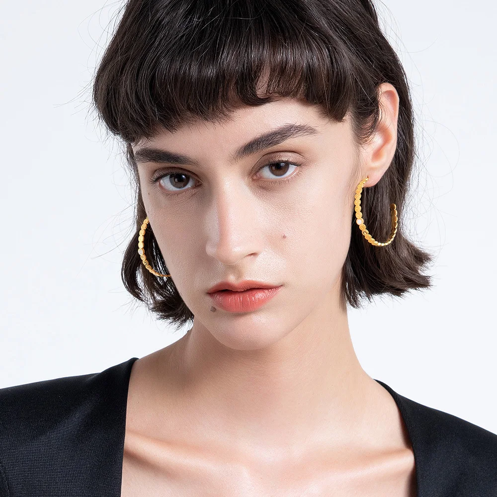 

ENFASHION Hollow Star Dot Hoop Earrings For Women Stainless Steel Piercing Earring Hoops Gold Color Fashion Jewelry Aretes E1248